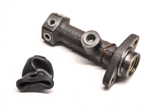EIS E99041 Master Brake Cylinder Kit NOS
