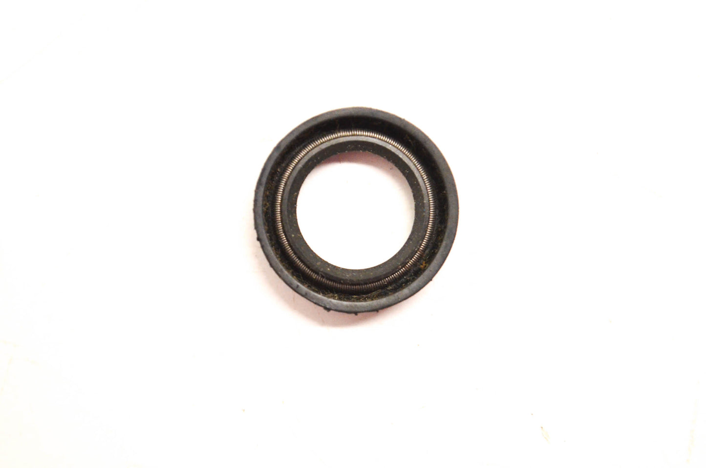 Mopar 1949350, 3-773142 Shaft Seal NOS