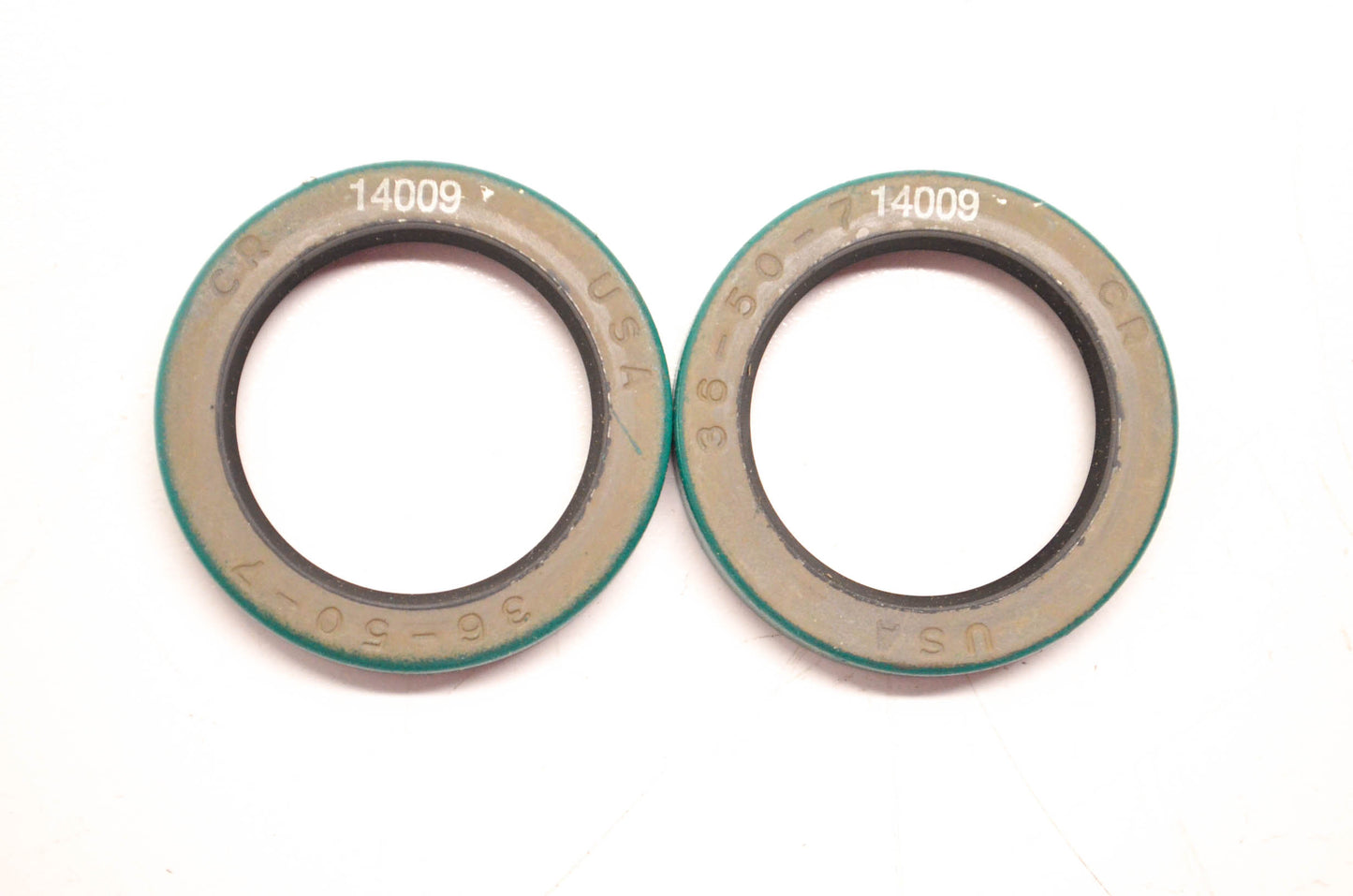 CR 14009 Oil Seal Qty 2 NOS