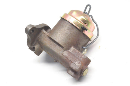 EIS E49204 Master Brake Cylinder Assembly NOS