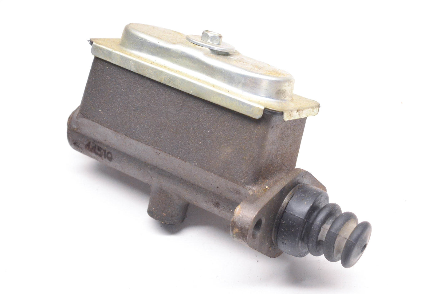 EIS E44510 Master Brake Cylinder Assembly NOS