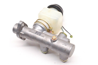 Wagner F100842 Master Brake Cylinder Assembly NOS
