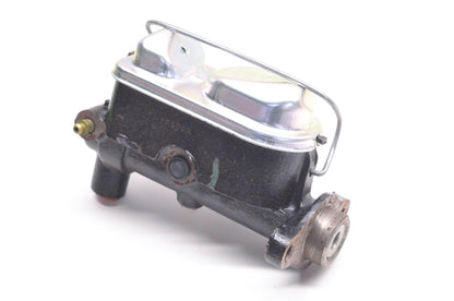 EIS E64822, 2227121L Master Brake Cylinder Assembly NOS