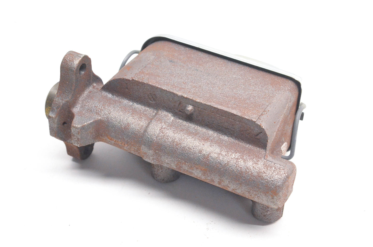 Wagner F98009 Master Brake Cylinder Assembly NOS