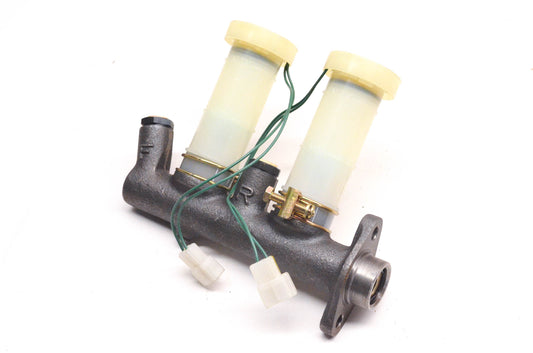 Wagner F101015 Master Brake Cylinder Assembly NOS