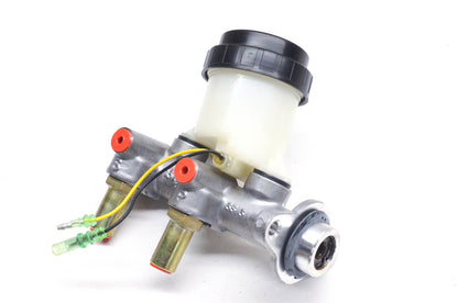 Wagner F110921 Master Brake Cylinder Assembly NOS