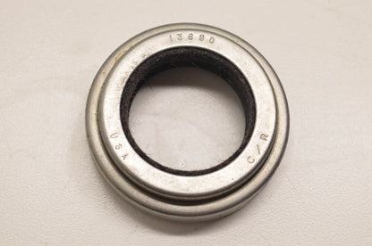 CR 13690 Oil Seal NOS