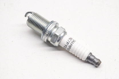 Champion RC7PYCB, 3068 Spark Plug NOS