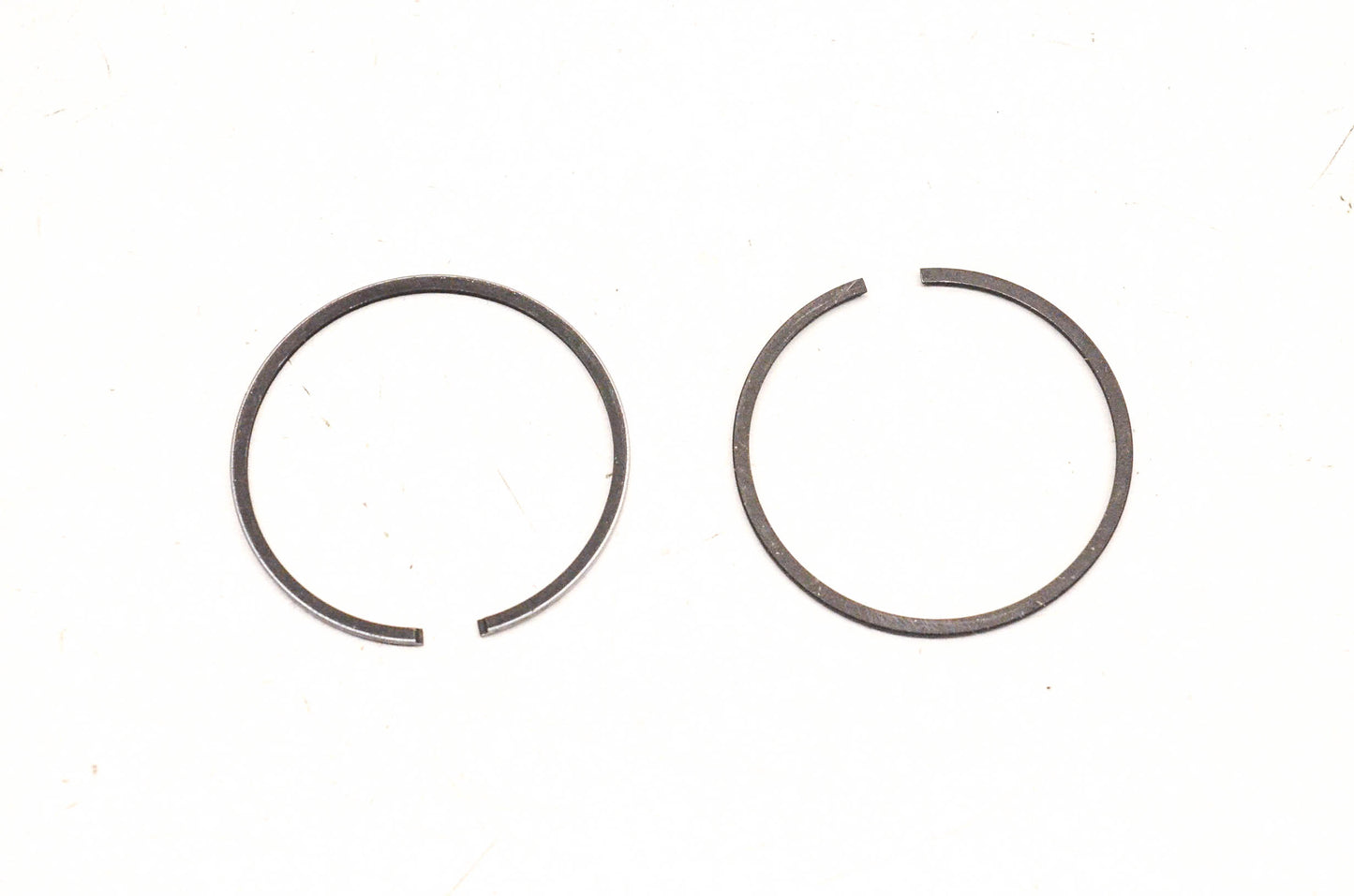 New OEM Yamaha 4SB-E1605-00-00 Piston Ring QTY 2 NOS