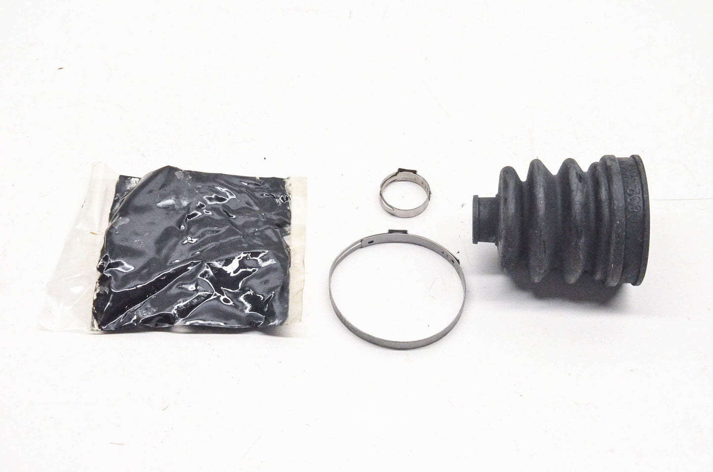 Moose Utliity Division M92-06483 Inboard Boot Kit NOS