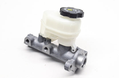 Aimco M901054, M82111, 13337 Master Cylinder Assembly NOS