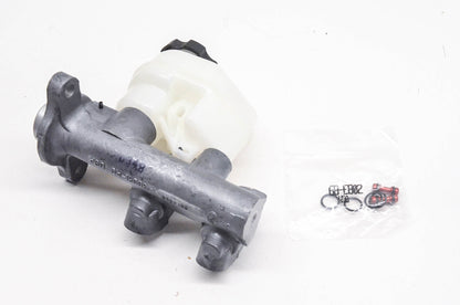 Aimco M901026, M82106, 13267 Master Cylinder Assembly NOS