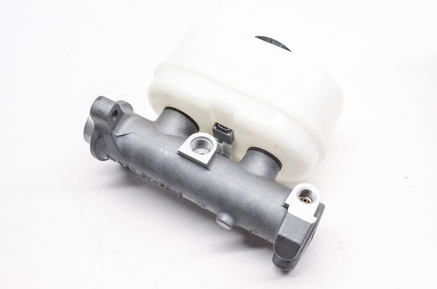 Bendix M900691, 12357, F116811 Master Cylinder Assembly NOS