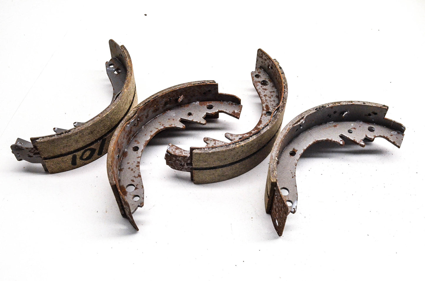 Wagner 101, FD28909 Relined Brake Shoe Kit NOS