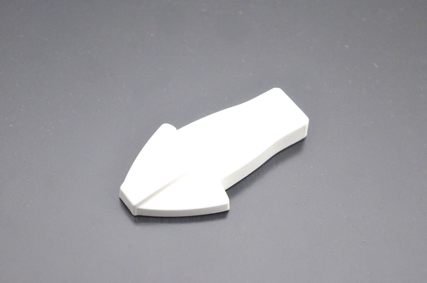 Aftermarket 517304435 White End Piece Latch NOS
