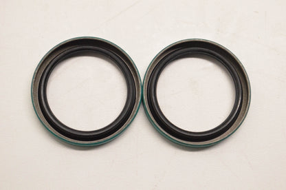 CR 15805 Oil Seals Qty 2 NOS