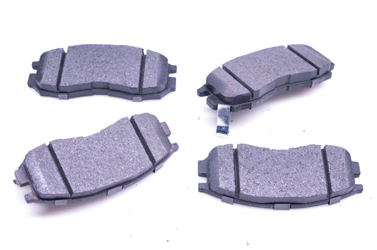 Raybestos PGD484C Disc Brake Pad Kit NOS