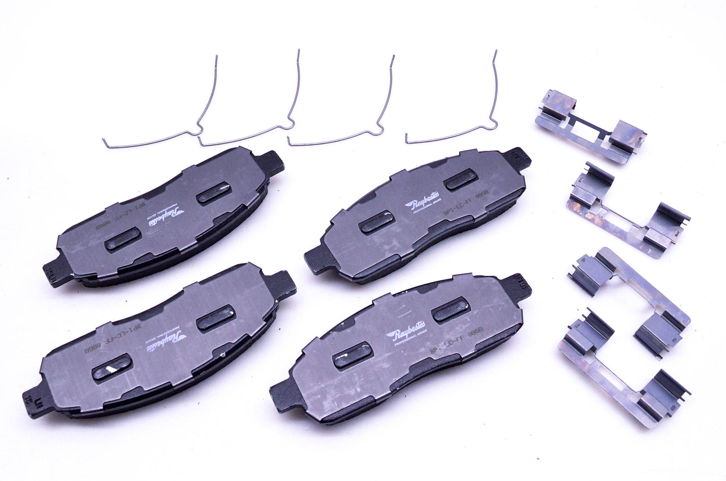 Raybestos PGD1083M Disc Brake Pad Kit NOS