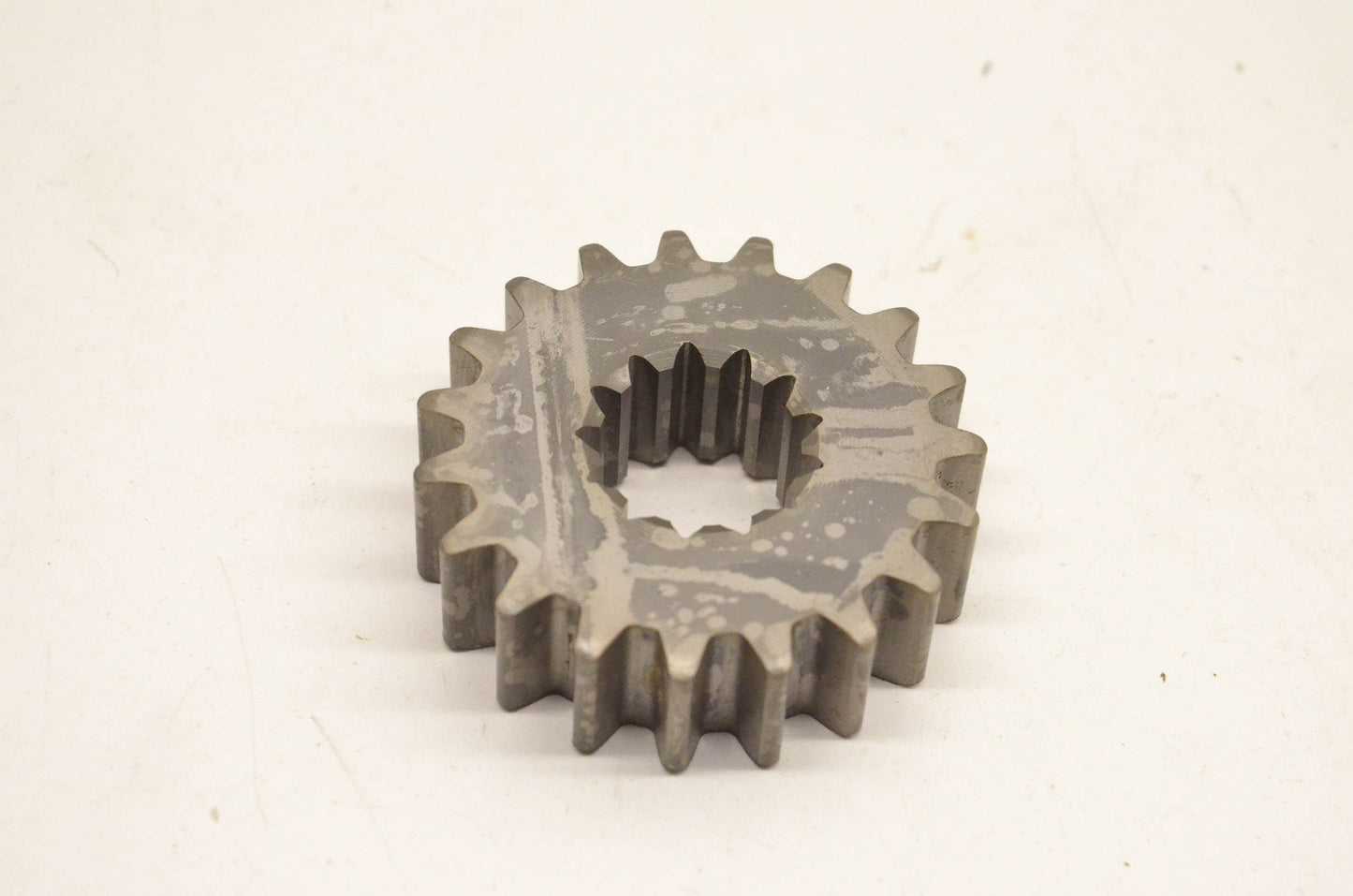 Team 31-02219  351513-4 Sprocket 19T NOS