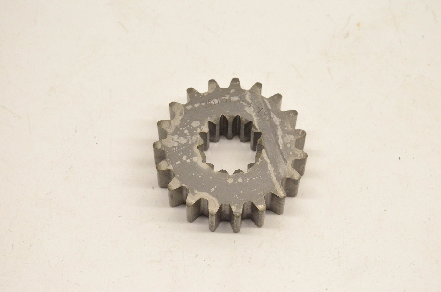 Team 31-02219  351513-4 Sprocket 19T NOS