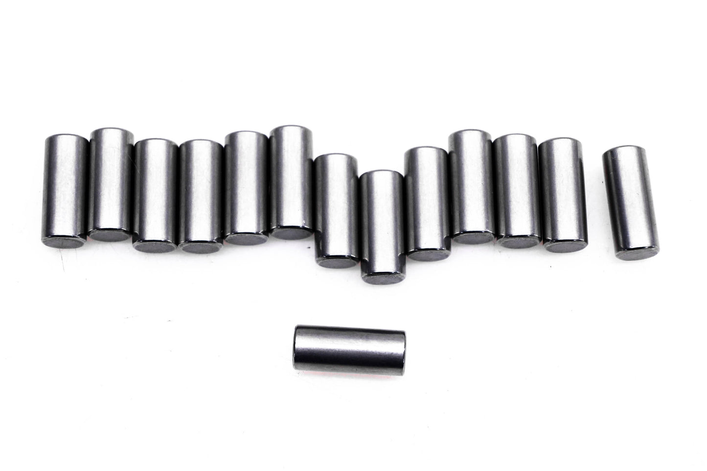 Bower G-15902 Needle Rollers Qty 14 NOS
Q-15902