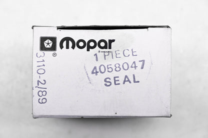 Mopar 4058047 Seal NOS