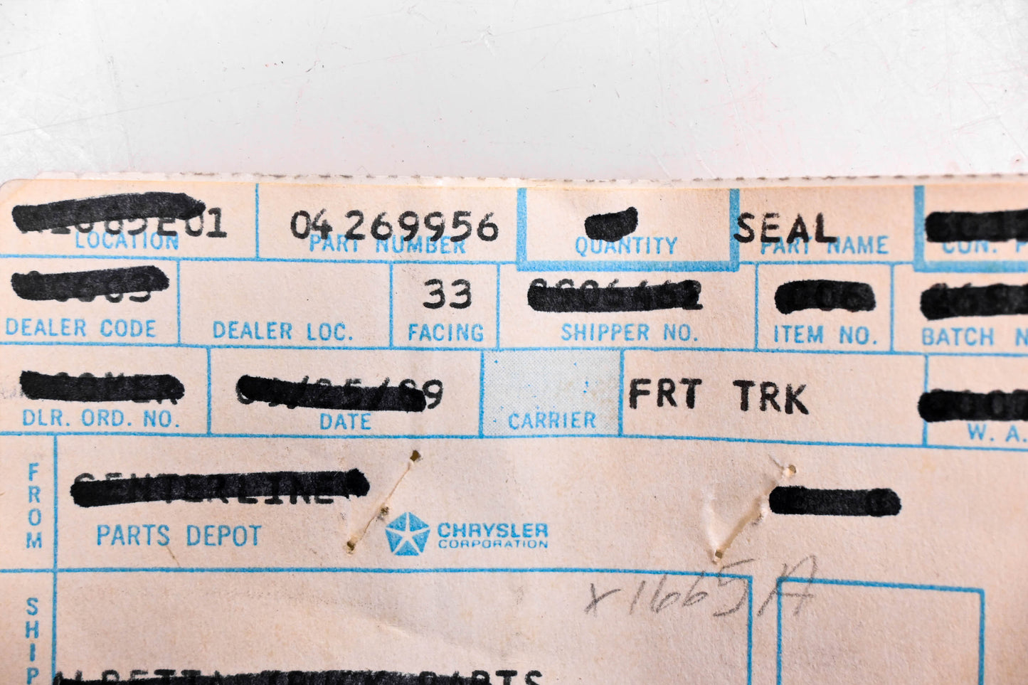 Chrysler 4269956 Oil Seal NOS