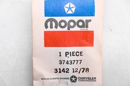 Mopar 3743777 Spring NOS