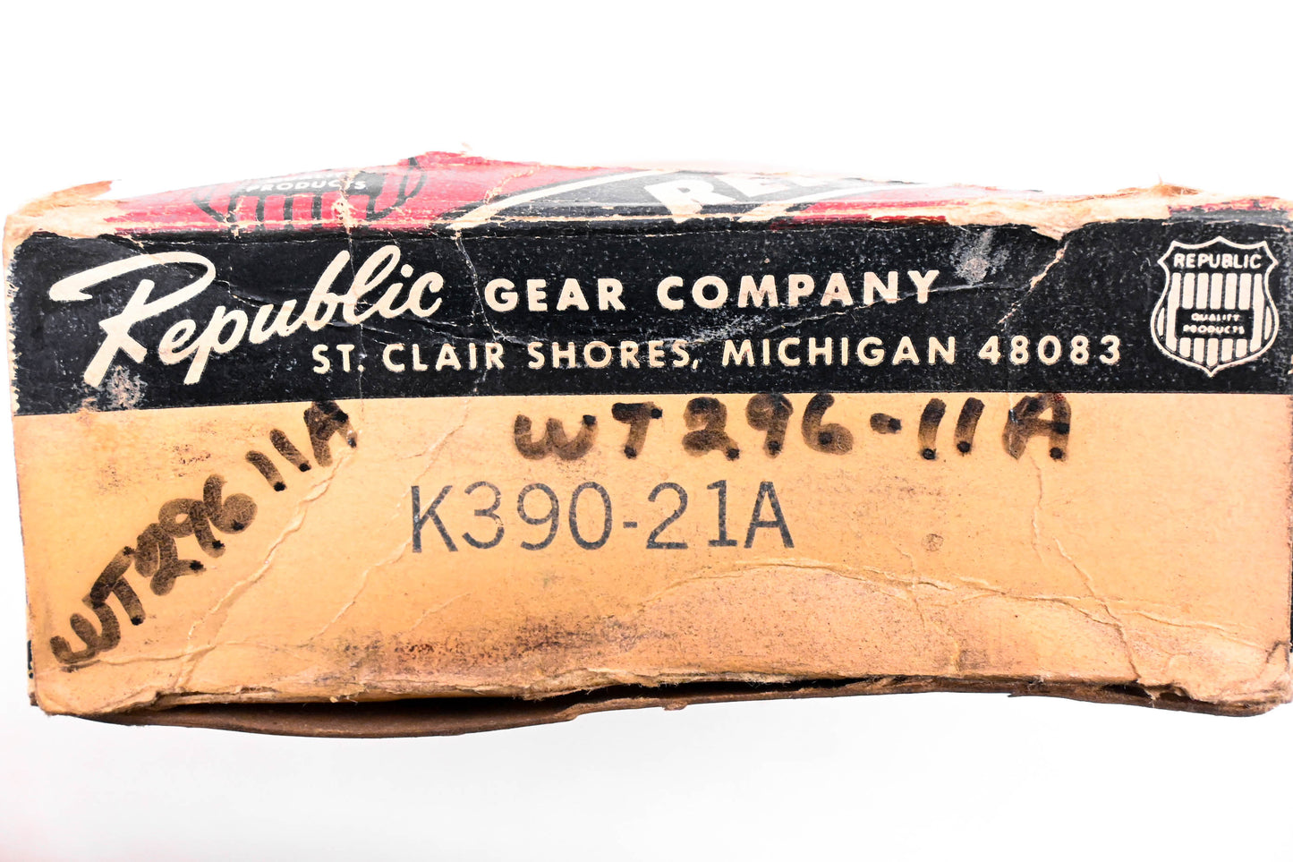 Republic K390-21A, WT-296-11A Third Drive Gear NOS