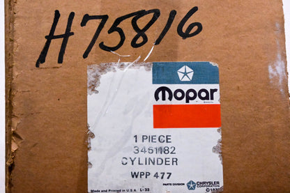 Mopar 3461182, H75816, 3590121 Master Cylinder Assembly NOS