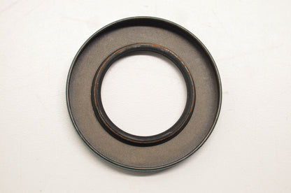 CR 16555 Oil Seal NOS