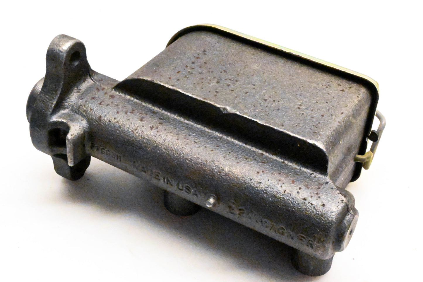 Mopar H73343, H-73343 Master Cylinder Assembly NOS
