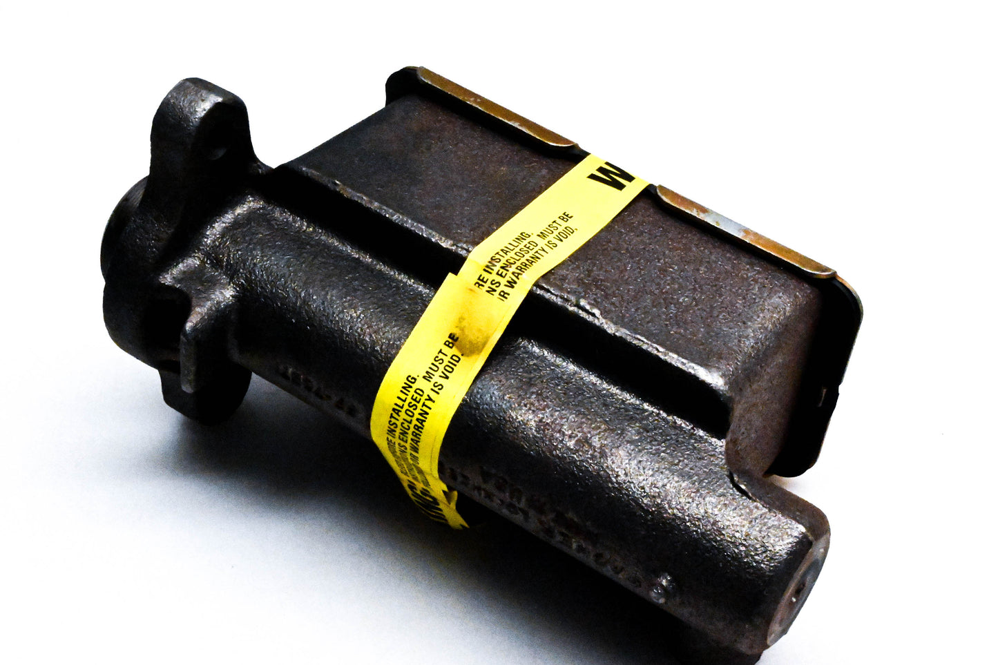 Mopar H64885, H-64885 Master Cylinder Assembly NOS