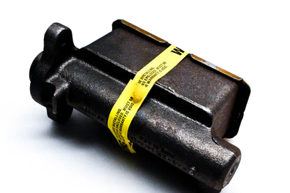 Mopar H64885, H-64885 Master Cylinder Assembly NOS