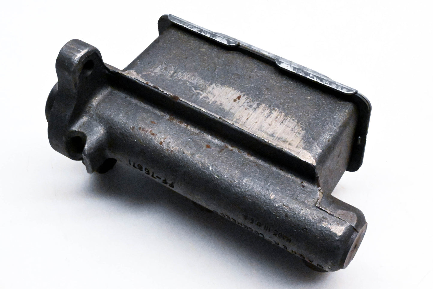 Mopar H64885, H-64885 Master Cylinder Assembly NOS