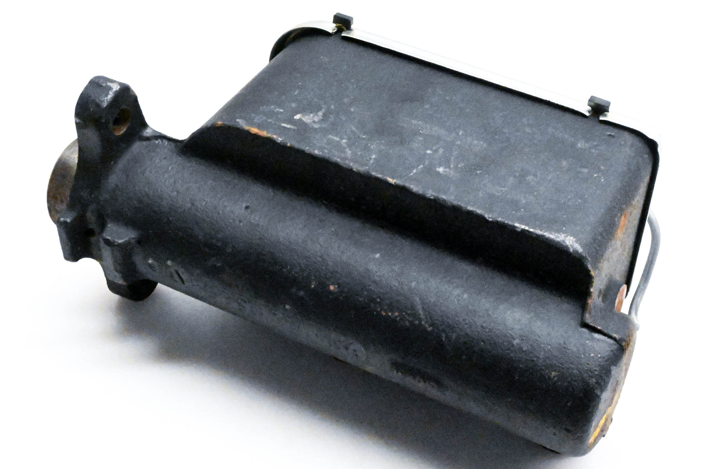 Mopar H99299, H-99299 Master Cylinder Assembly NOS
