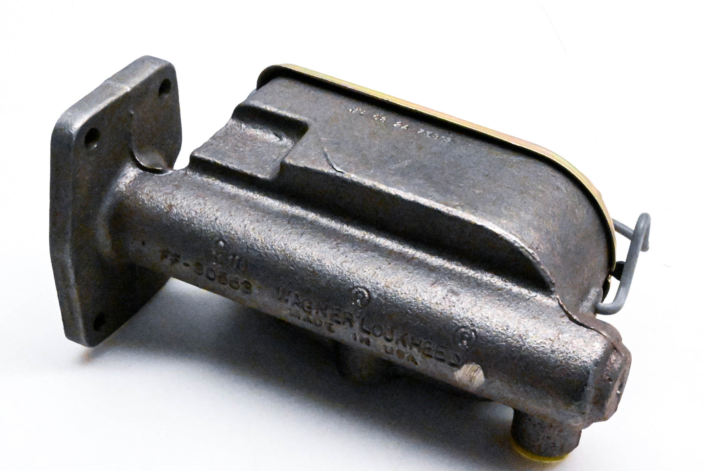 Mopar H75818, H-75818 Master Cylinder Assembly NOS