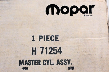 Mopar H71254, H-71254 Master Cylinder Assembly NOS