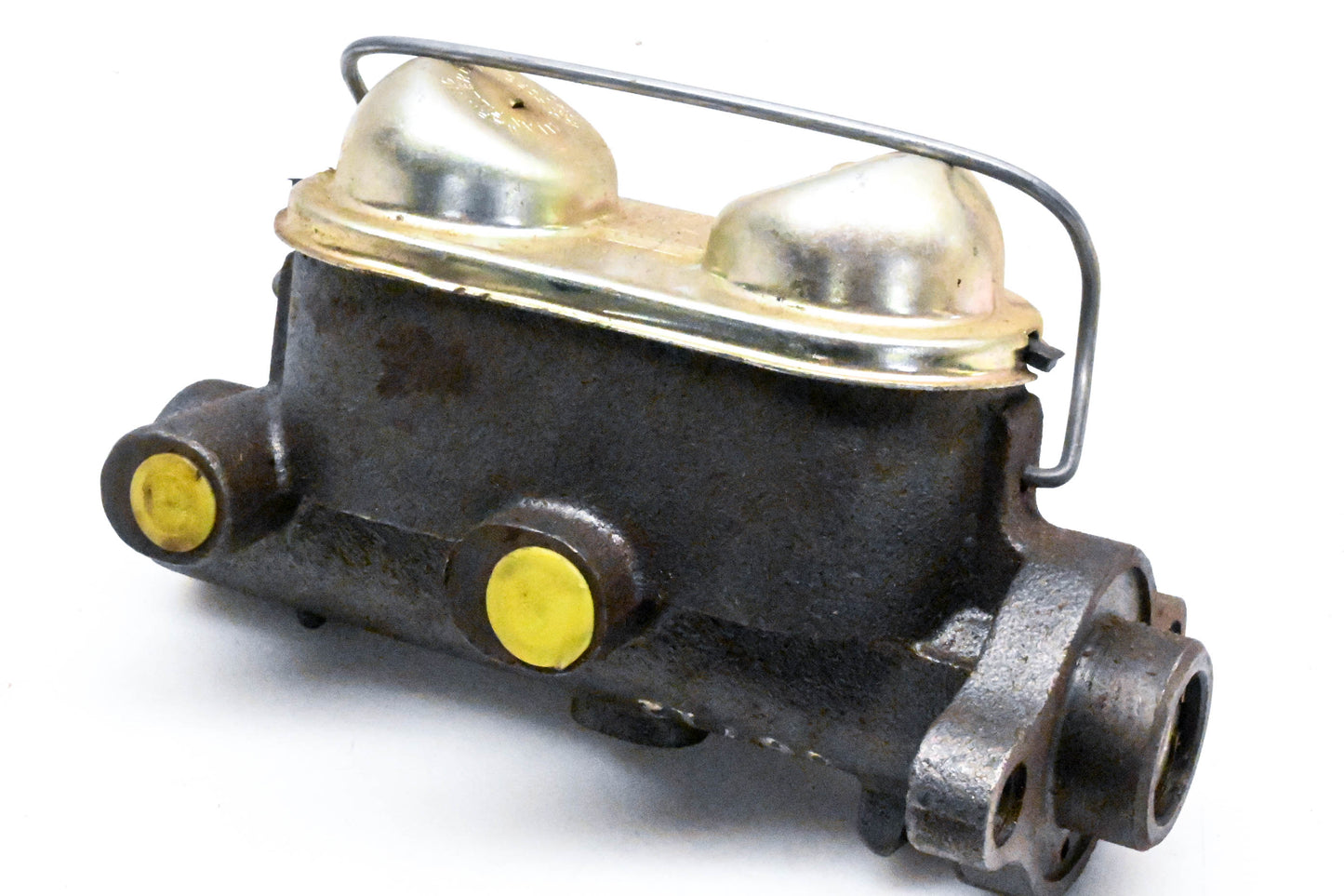 EIS E66712, EIS143 Master Cylinder Assembly NOS