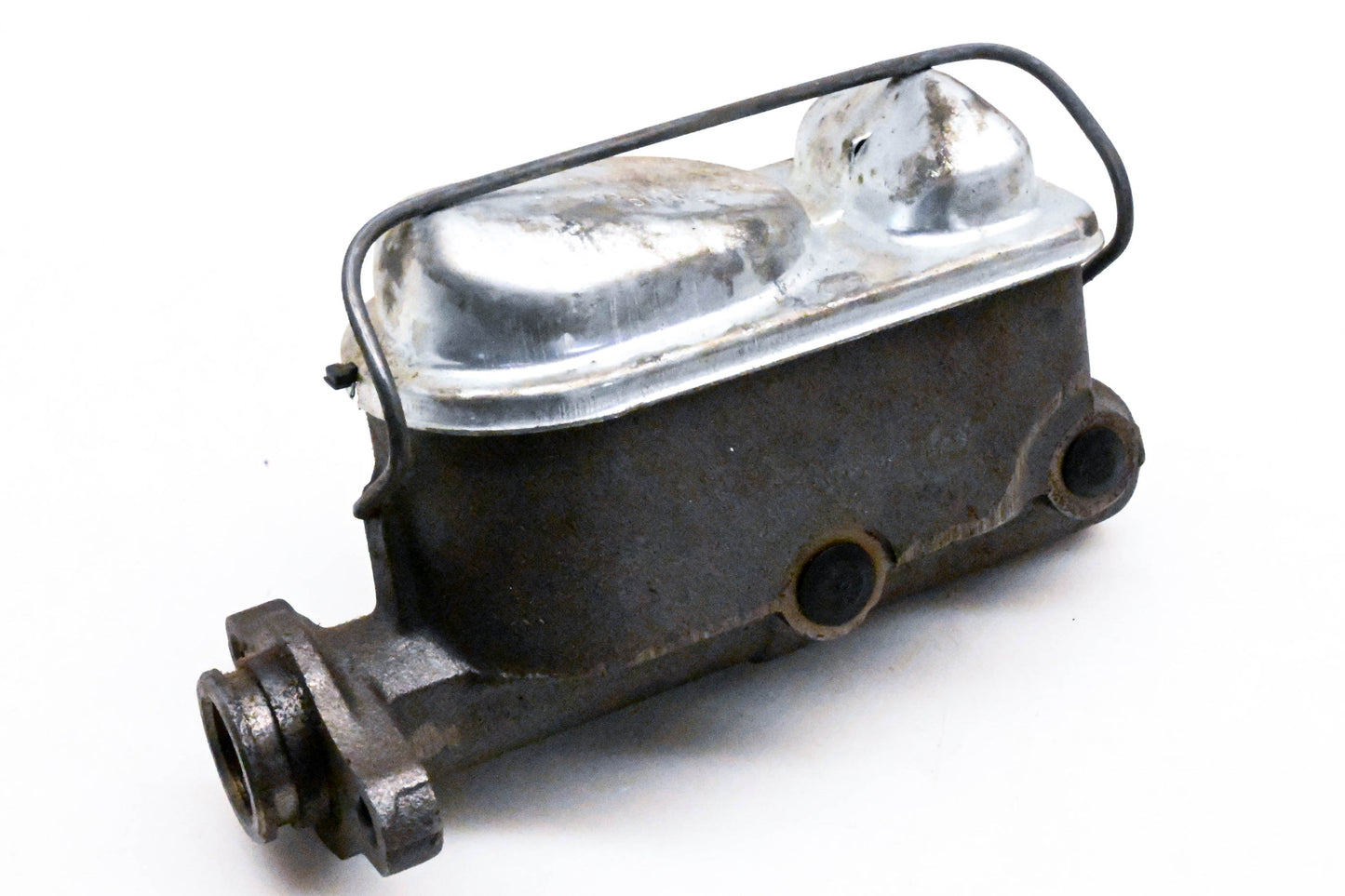 Aftermarket 2527561 Master Cylinder Assembly NOS