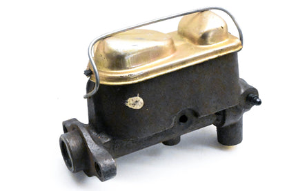 EIS E73327, EIS131 Master Cylinder Assembly NOS
