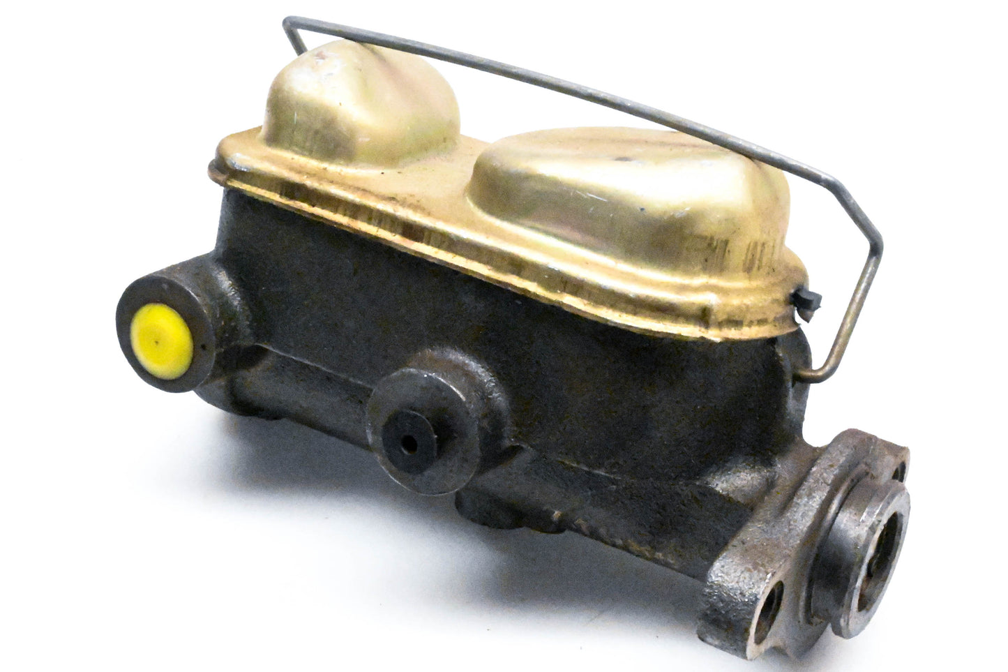 EIS E74986, EIS137 Master Cylinder Assembly NOS