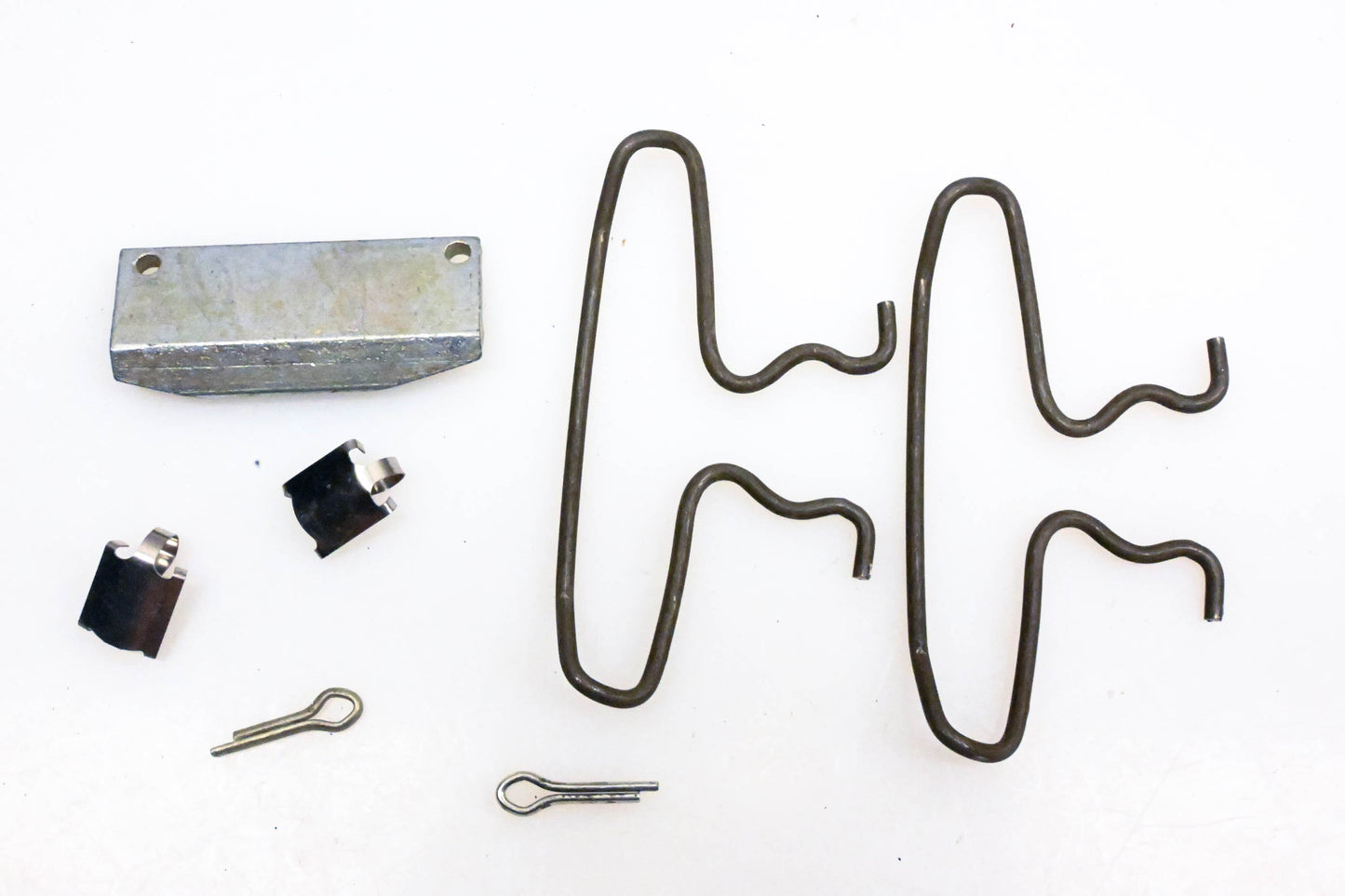 Gibson 5507 Disc Brake Hardware Kit NOS