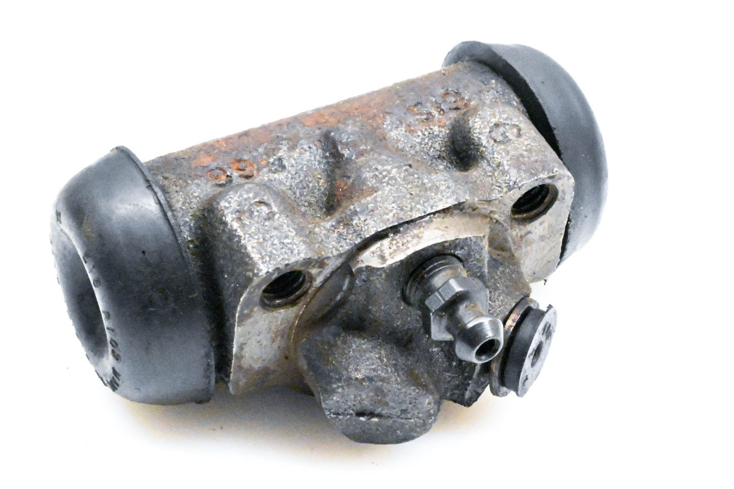EIS 566 Wheel Cylinder Assembly NOS