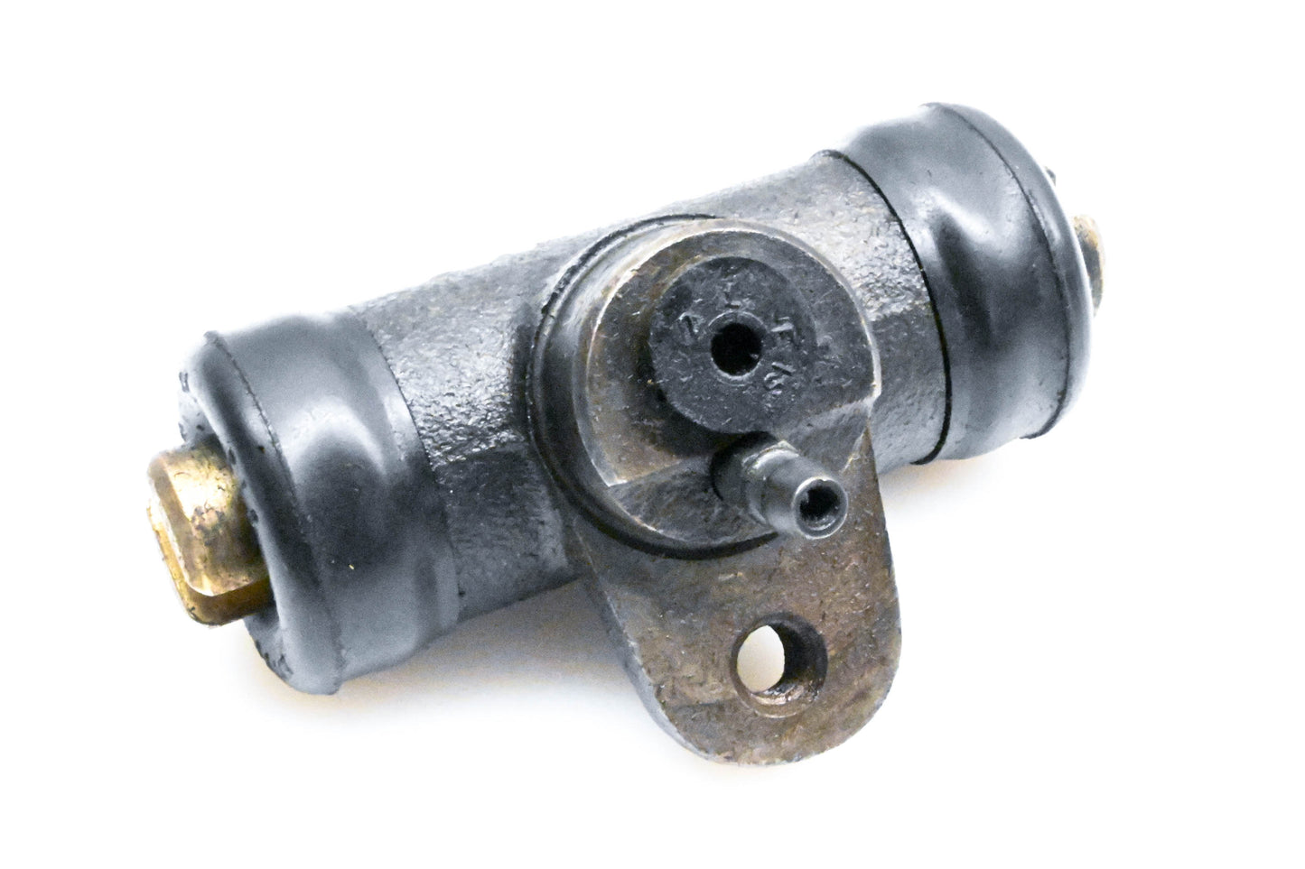 EIS 750 Wheel Cylinder Assembly NOS