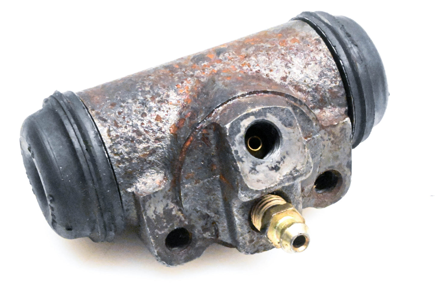 EIS 742 Wheel Cylinder Assembly NOS