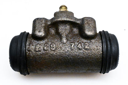 EIS 742 Wheel Cylinder Assembly NOS
