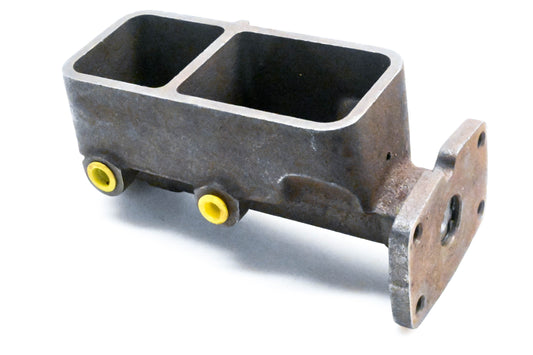 EIS 77021 Master Cylinder NOS