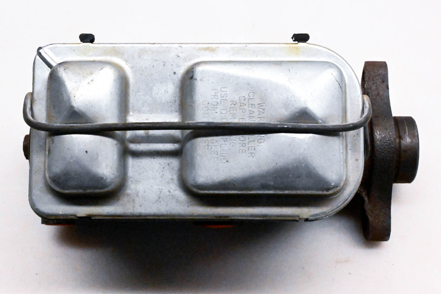 EIS 184 Master Cylinder Assembly NOS