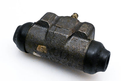 Bendix 2230748 Wheel Cylinder Assembly NOS